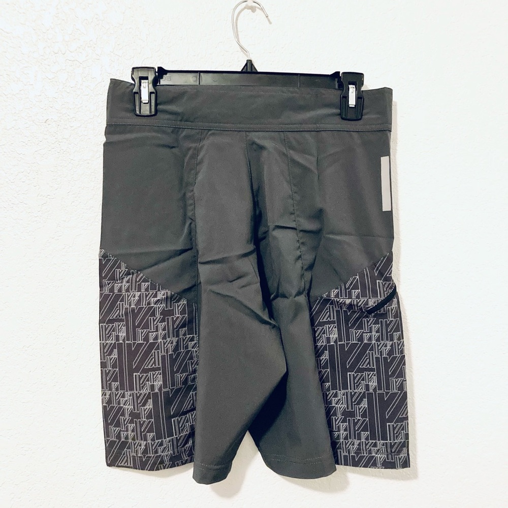 Iron Fist Athletic Stamina Trainer Shorts (Charcoal) - Picture 6 of 8